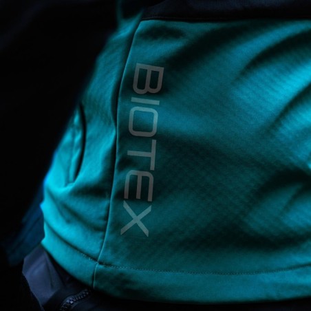 Waterproof and windproof IEX thermal jacket