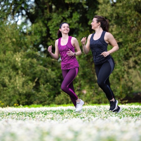 Completo SPRINT da Donna per il running e la camminata composta da TOP, Canotta e Panta