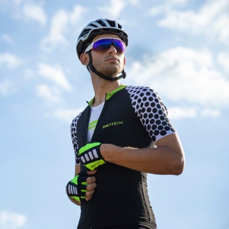 ULTRA SMART short-sleeved jersey with zip and rear pockets