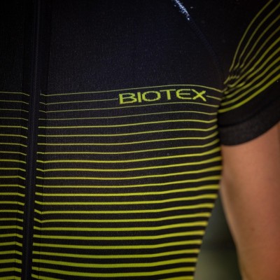 RIBBED Ultra Jersey Short Sleeve with zip and rear pockets