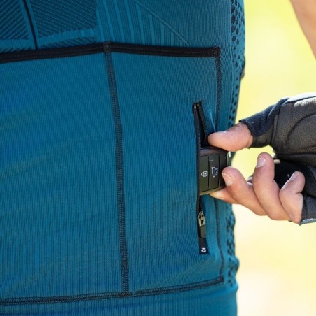 Ingamba Gravel Jersey with 3 rear pockets and 2 side ones