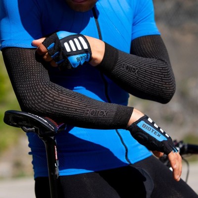 Short-Fingered Mesh Race Gloves, ideal for cycling