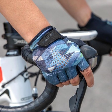 Short-fingered Air Plus Gloves for cycling and MTB