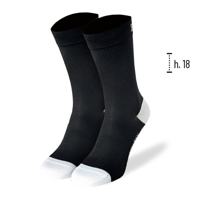 Air Socks, unique combination of technique and lightness for the sport