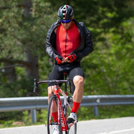 Long-sleeved, light and packable WINDBIOTEX X-LIGHT jacket