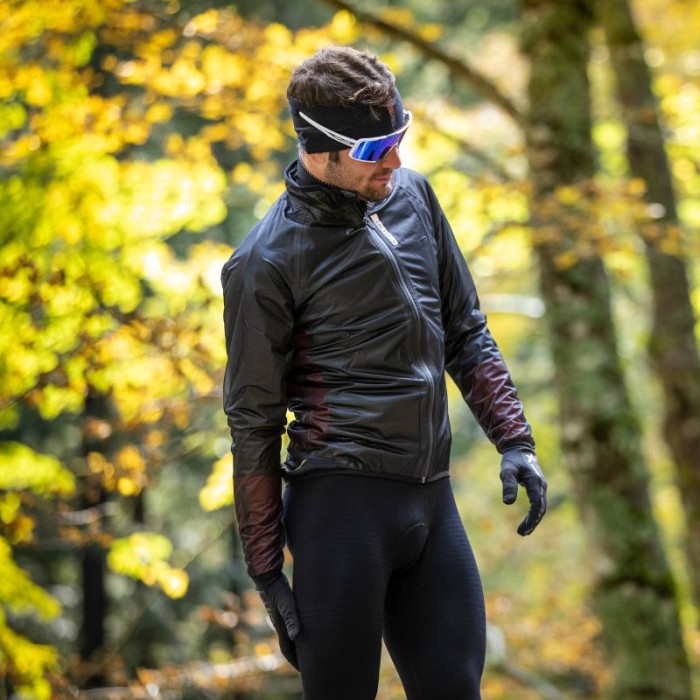 Long-sleeved, light and packable WINDBIOTEX X-LIGHT jacket