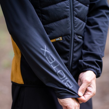 WIN Windproof jacket with removable sleeves