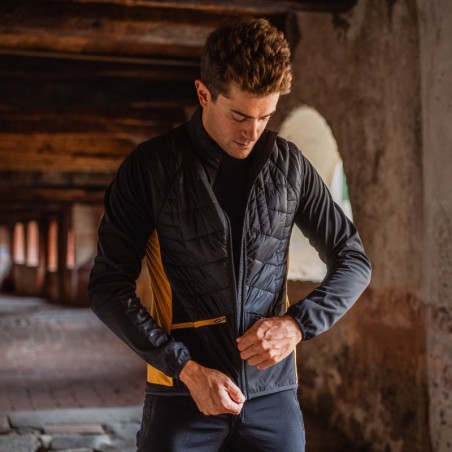 WIN Windproof jacket with removable sleeves