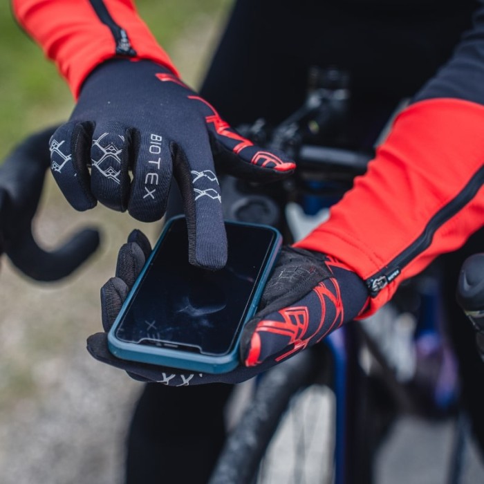 Neoprene Gloves for winter cycling with Tab Touch for smartphone