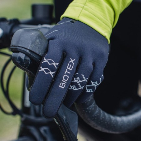 Neoprene Gloves for winter cycling with Tab Touch for smartphone