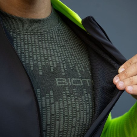 3D-Stehkragen-Shirt: Winterliches technisches Trikot