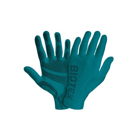 Seamless undergloves made of polypropylene