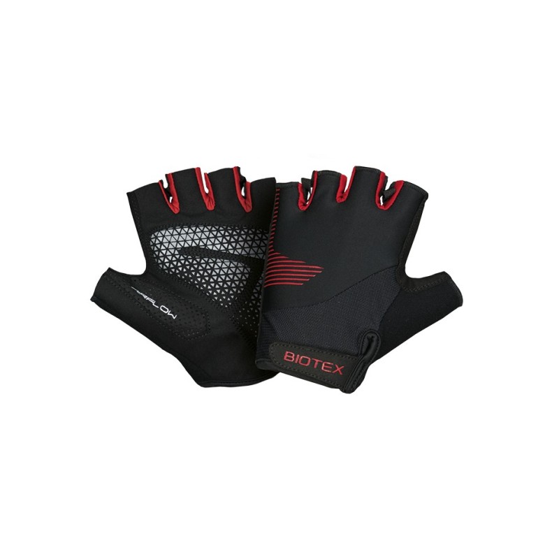 Short-fingered Evolve Gloves with a minimalistic look for cycling